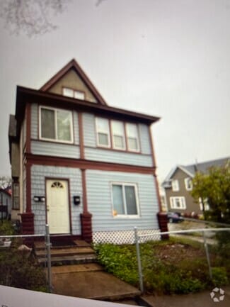 Building Photo - 3100 15th Ave S