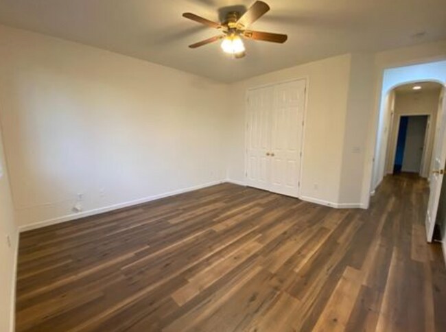 Building Photo - Amazing (Natomas) 4/2 Single Story!  Please read ad for viewings.