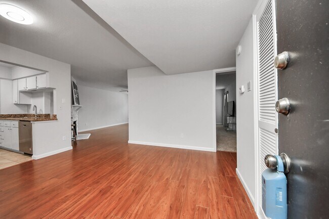 Building Photo - 4641 Wild Indigo St