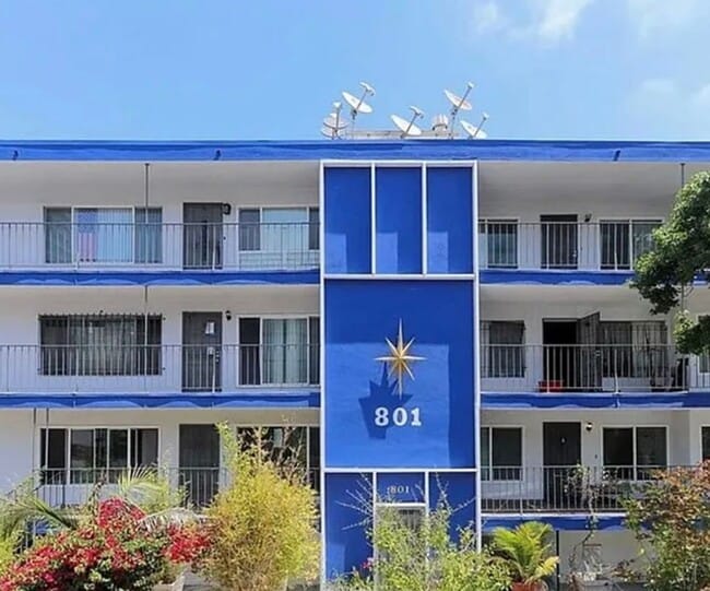 Building Photo - 1 Bed / 1 Bath Apartment – Long Beach