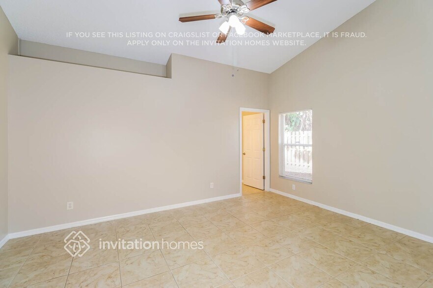 Building Photo - 989 Bimini Ave