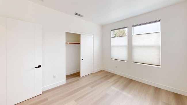 Building Photo - Newly Constructed Modern 3BR Kerry Ranch Home with Private Yard & Solar