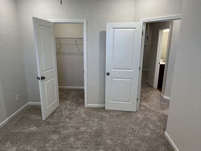 Building Photo - Newer 3 Bed Townhome in North Charlotte Area