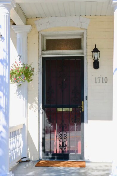 Building Photo - 1710 W Leigh St