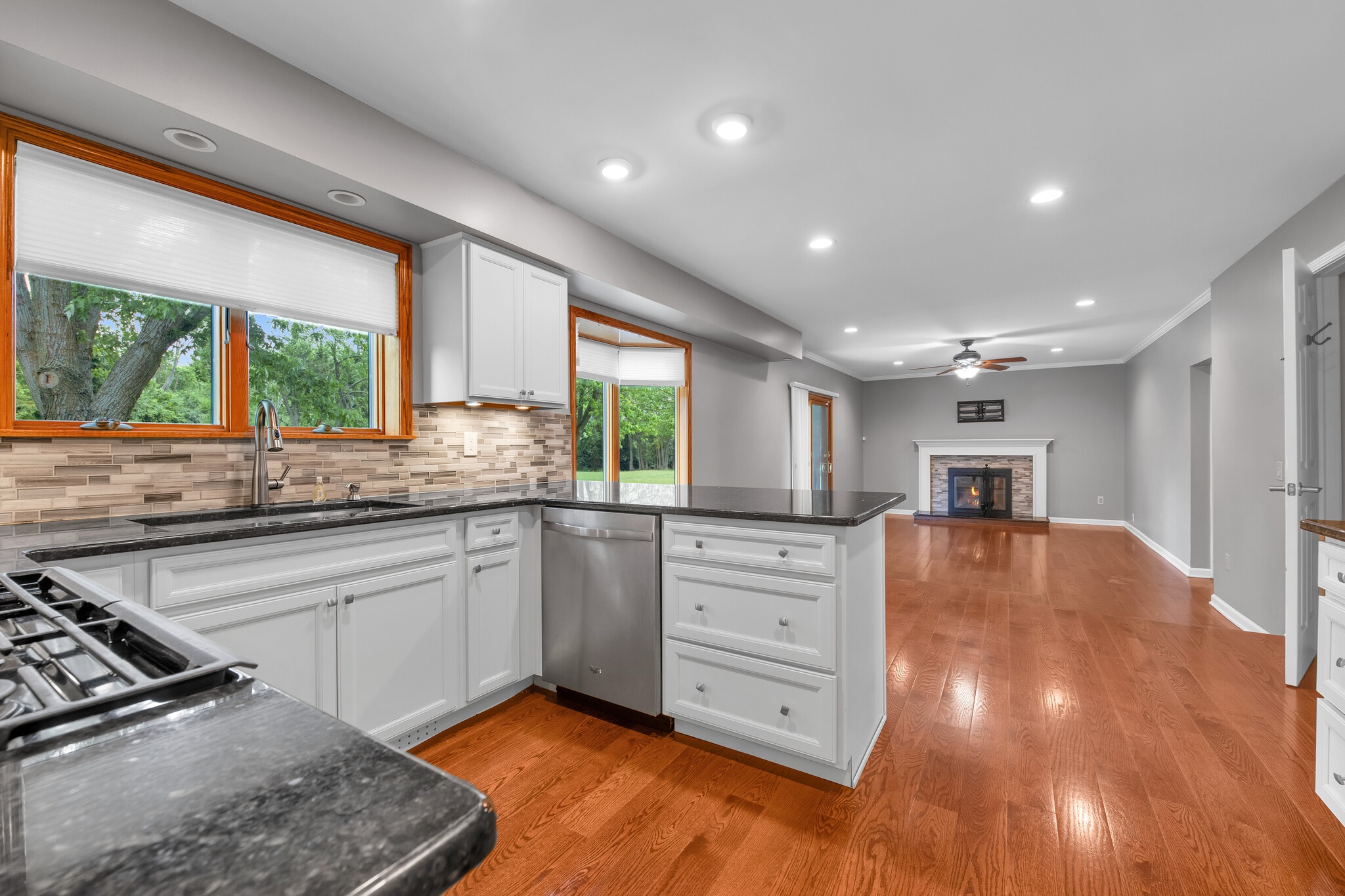 Building Photo - 34572 Bunker Hill Dr