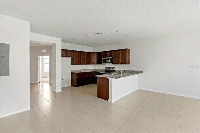 Building Photo - 14213 Sapelo Beach Dr