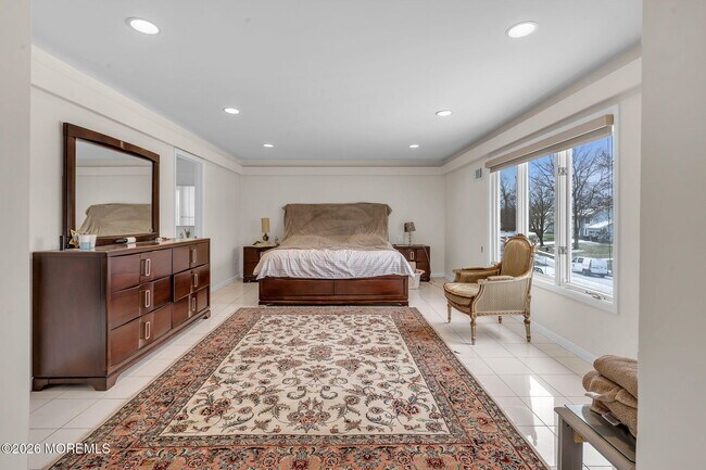 Building Photo - 7 Harvard Ct