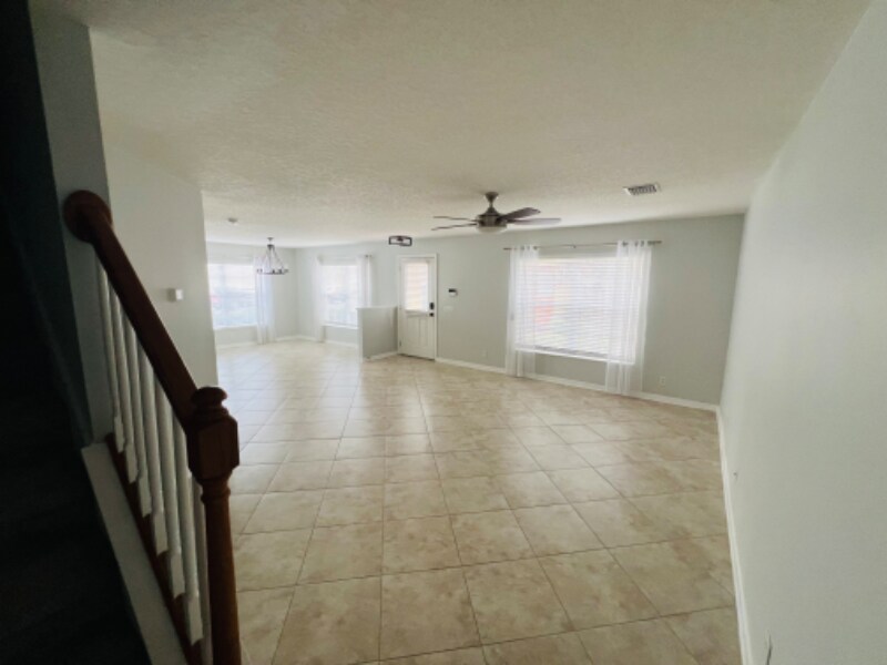 Building Photo - 3857 Island Way