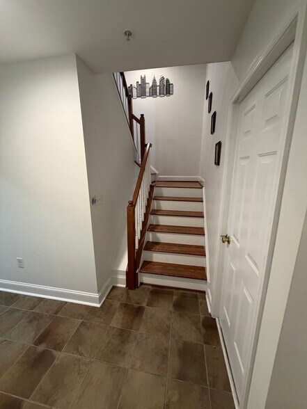 Building Photo - 3418 Gunther Way