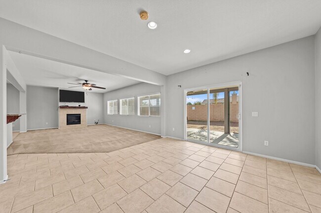 Building Photo - 34081 Clovis Way