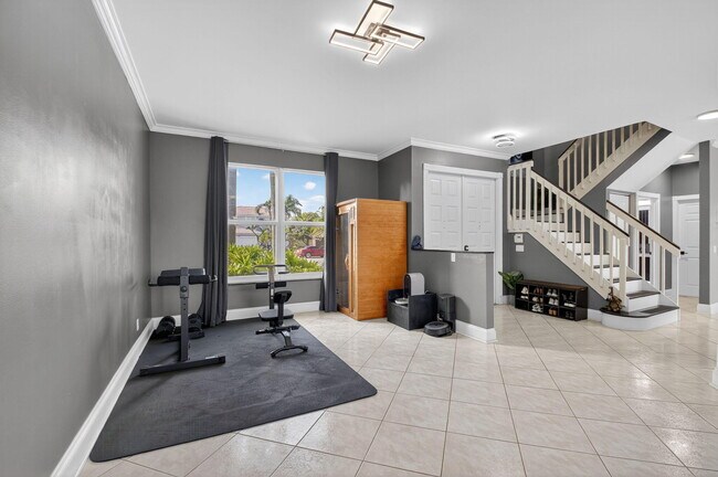 Building Photo - 3943 Westchester Way