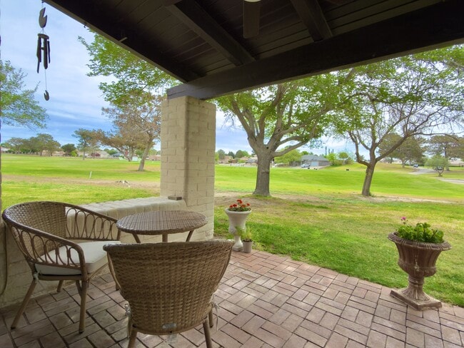 Building Photo - 15000 Ashford St