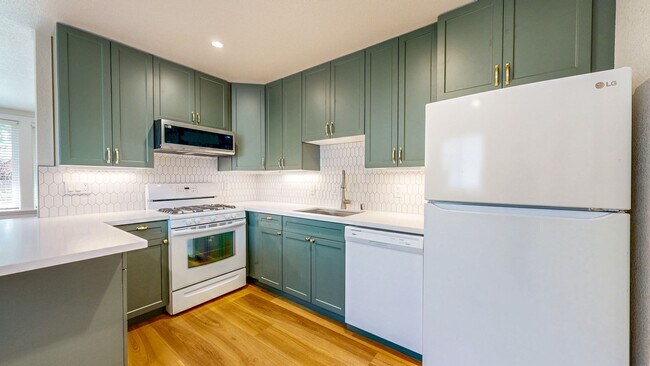 Building Photo - Bright Newly Refurbished Two Bedroom One Bath Single Family Home