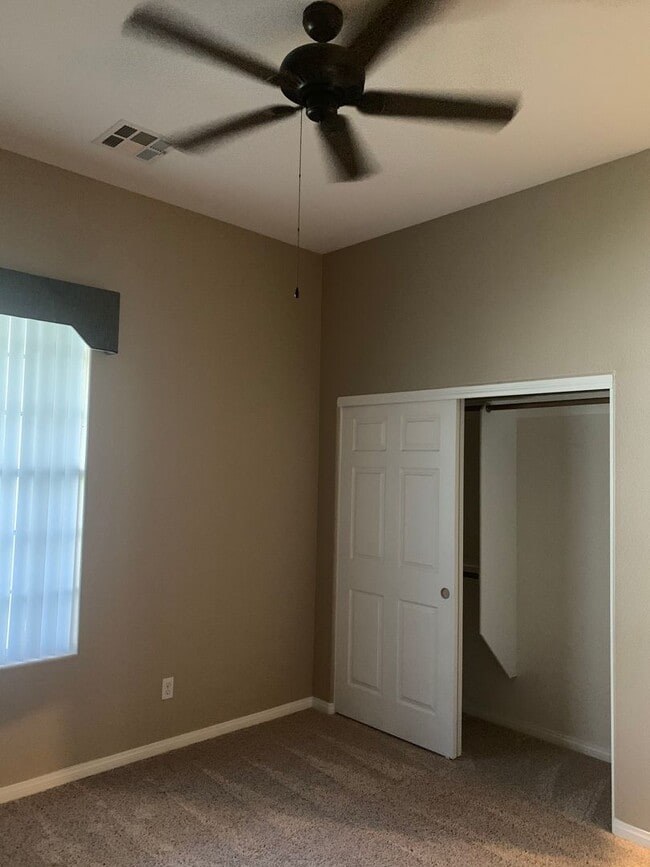 Building Photo - Gated Meticulous Summerlin Home