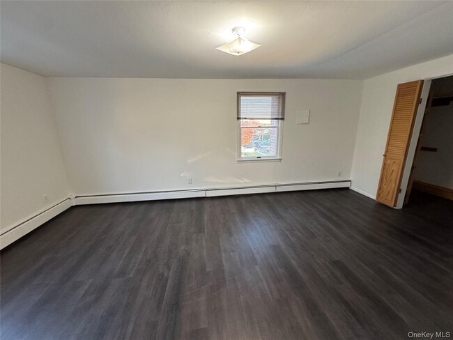 Building Photo - 906 Polk Ave