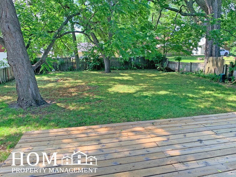 Building Photo - 322 E Humphrey St