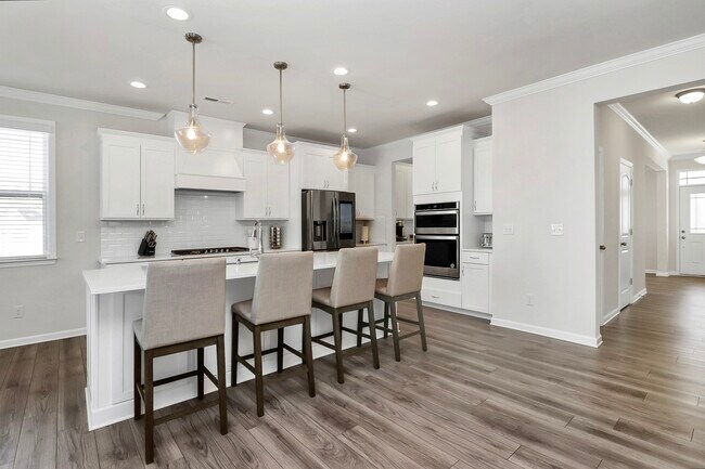 Building Photo - 17022 Carolina Pine Row