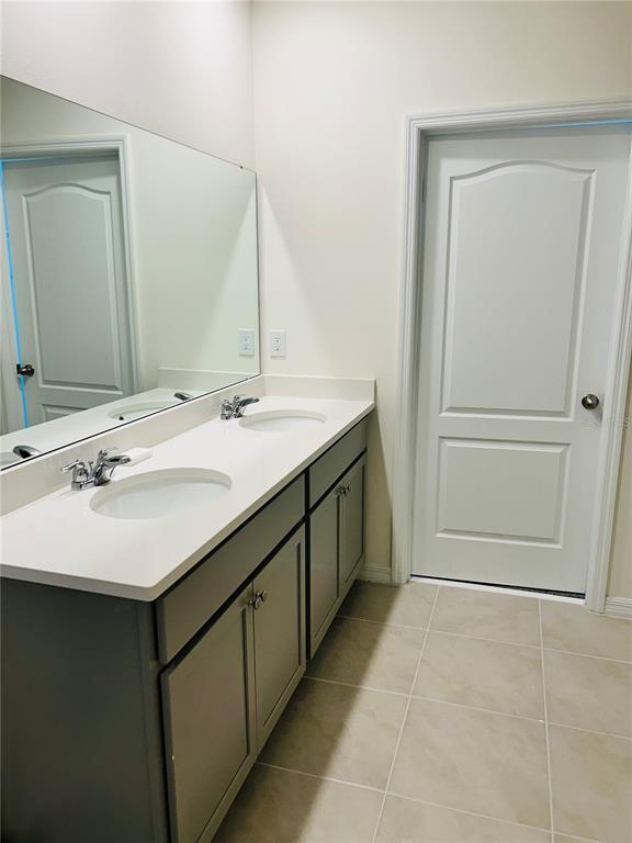 Building Photo - 1225 Lilac Ln