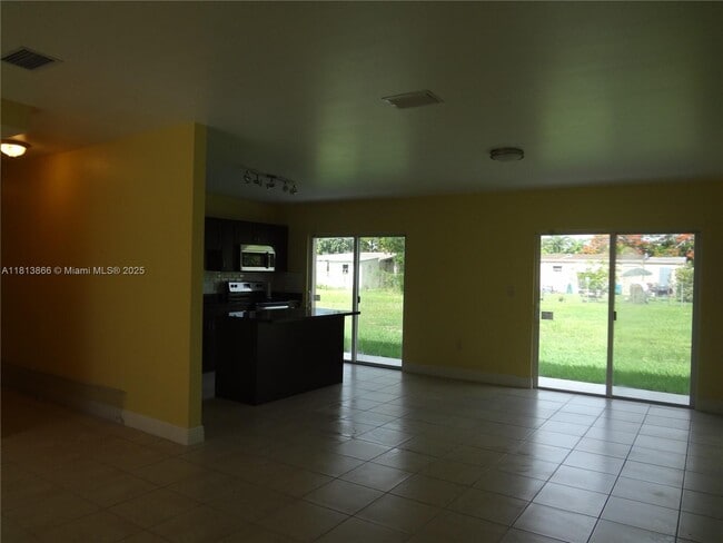 Building Photo - 28890 Colorado Rd
