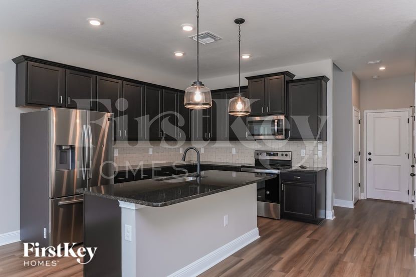 Building Photo - 4323 Reisswood Lp