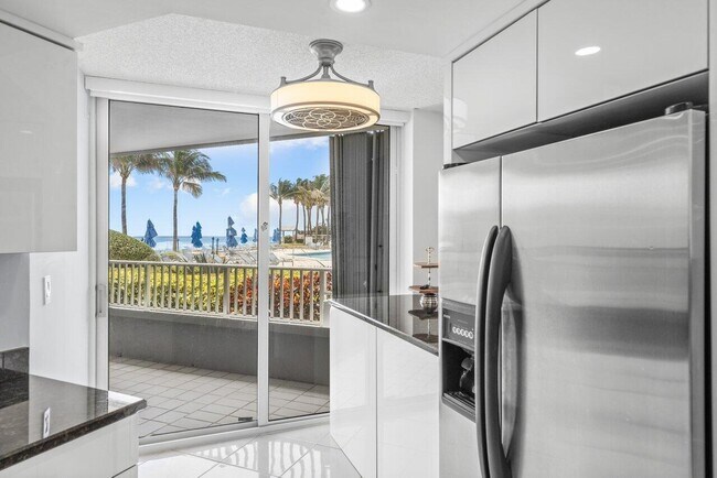 Building Photo - 5200 N Ocean Dr