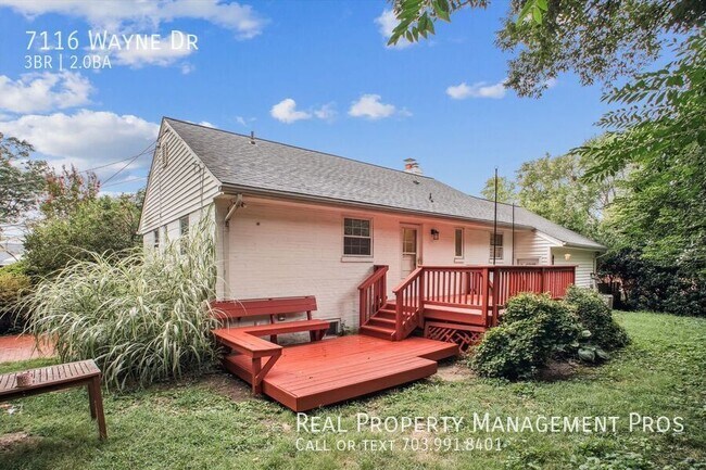Building Photo - 7116 Wayne Dr