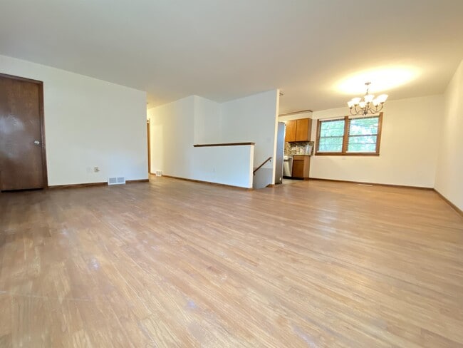 Building Photo - 3620 3rd Pl NW