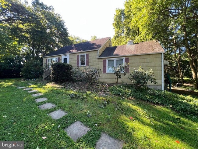 Building Photo - 6650 Montgomery Rd