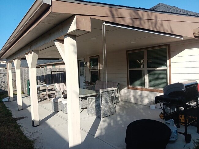 Building Photo - 1625 City Nights Wy