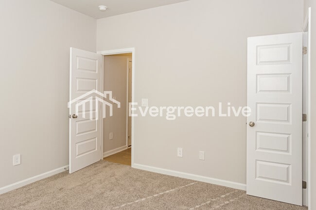 Building Photo - 17727 Denham Cir