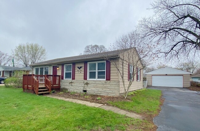 Primary Photo - 3 Bedroom Home In Portage