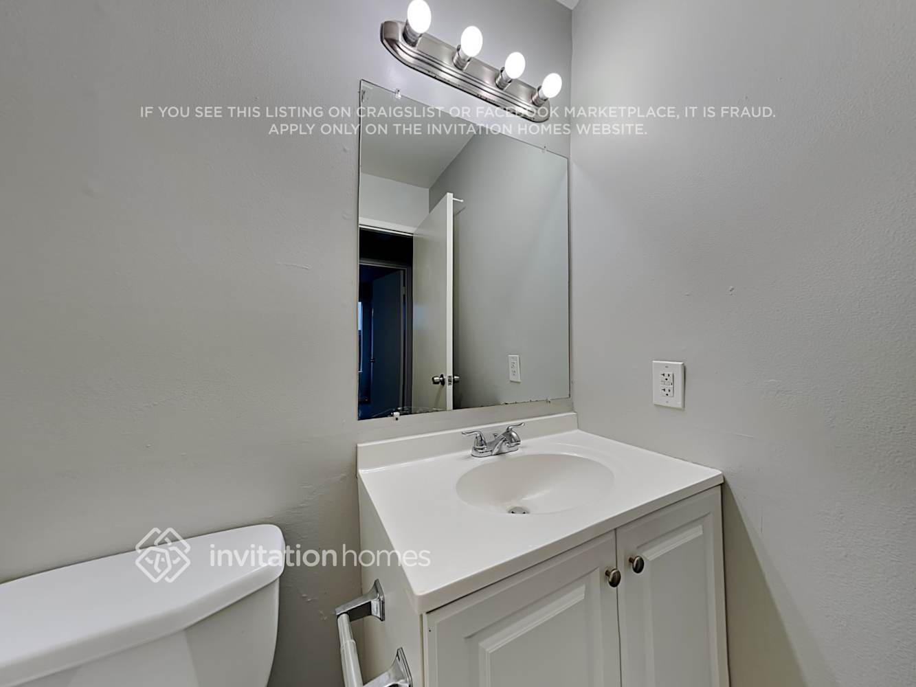 Building Photo - 2655 Elmhurst Cir