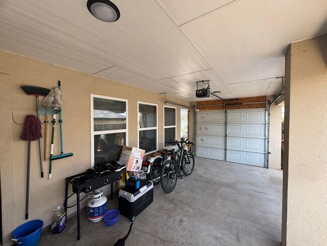 Building Photo - 504 Graneros Ave