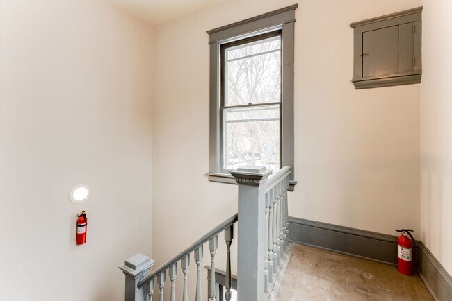 Building Photo - 273 W Sturgis St