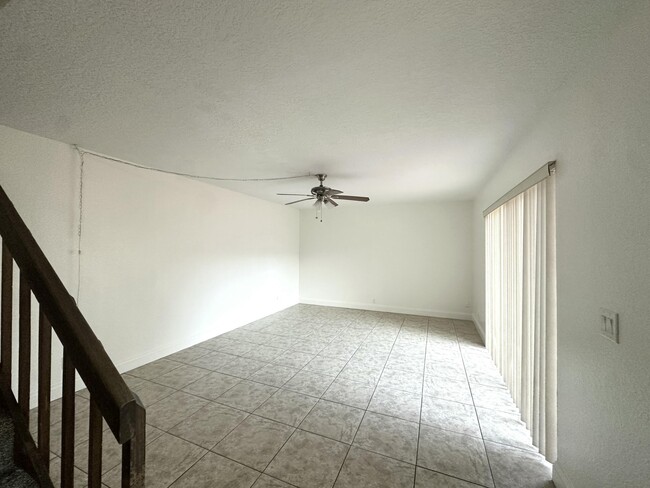 Building Photo - 354 Lake Arbor Dr