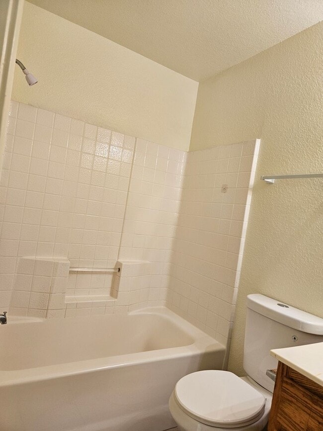 Building Photo - 3015 Cantabrian Dr