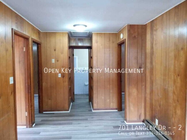 Building Photo - 701 Langley Dr