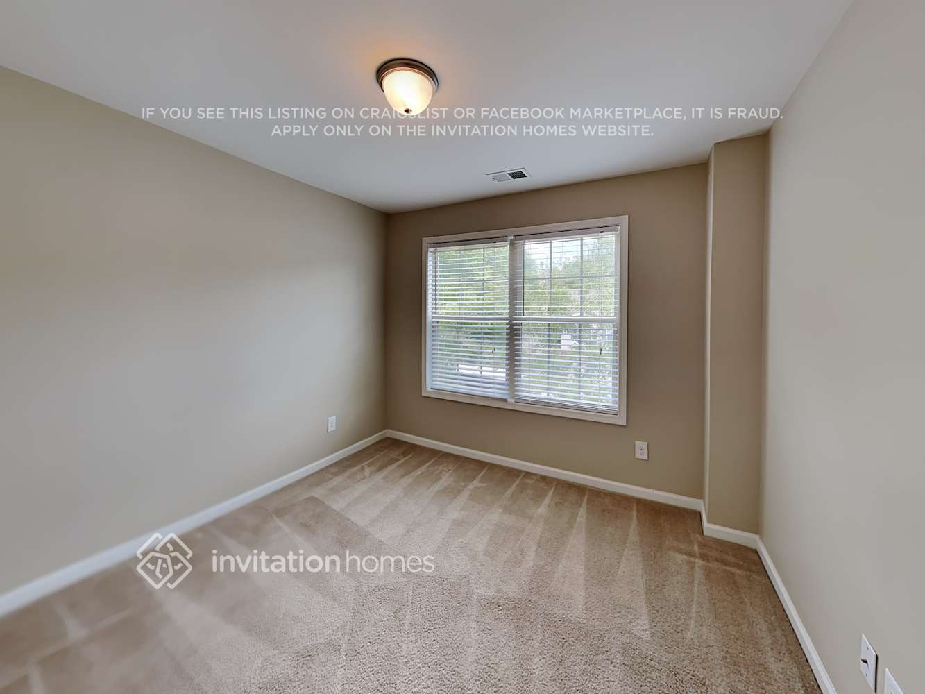 Building Photo - 5634 Elwood Cir