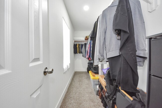 Building Photo - 3029 Beulah St