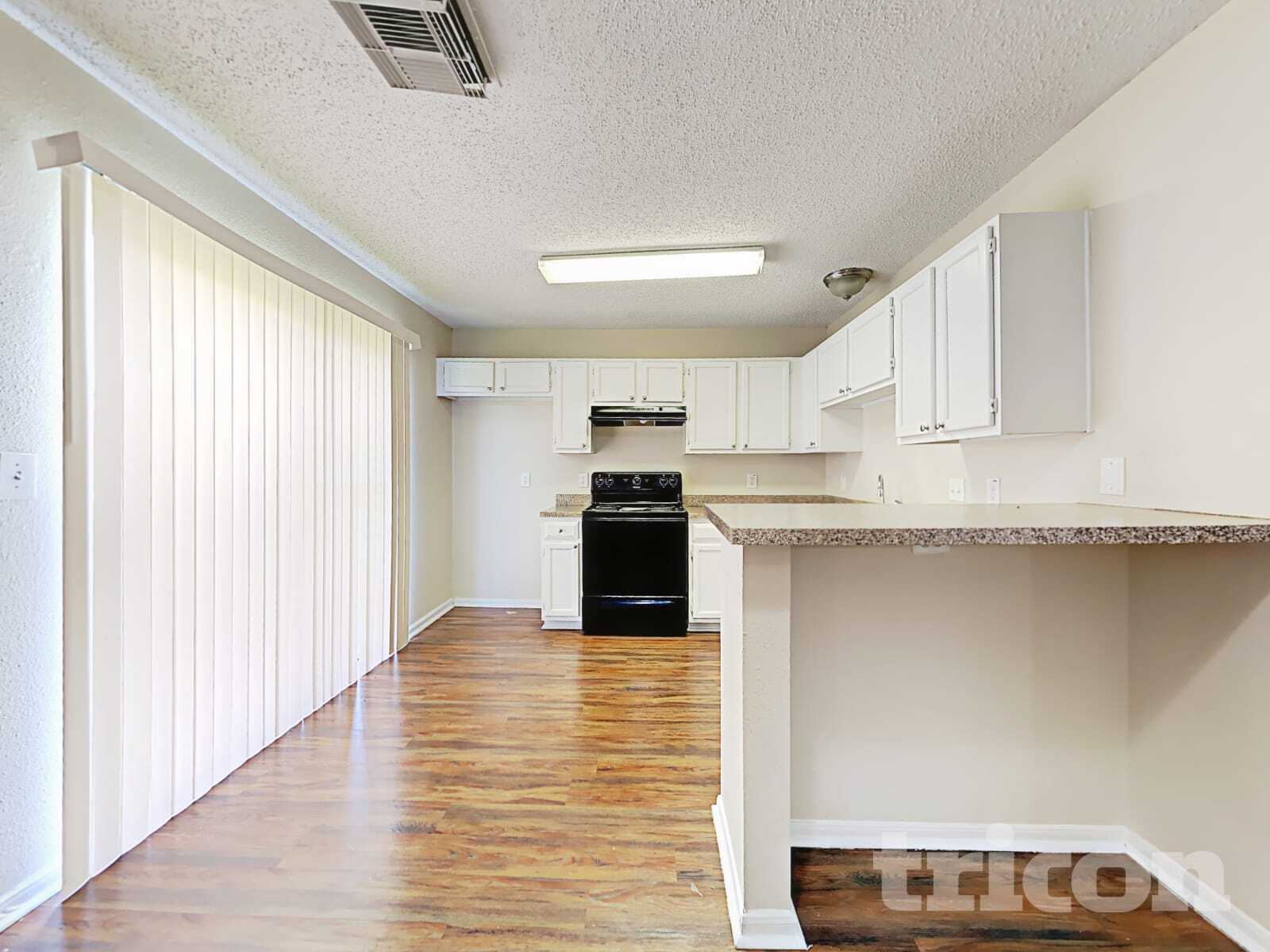 Building Photo - 3250 Kelling St