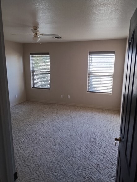 Building Photo - 2695 Broken Arrow St