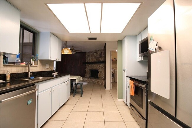 Building Photo - 1624 SW 77th Terrace