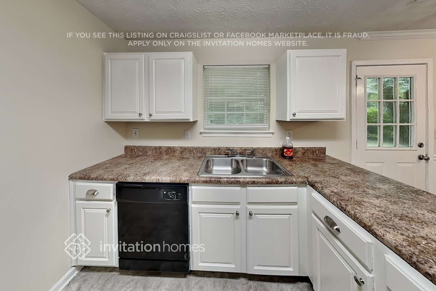 Building Photo - 3985 Melanie Woods Dr