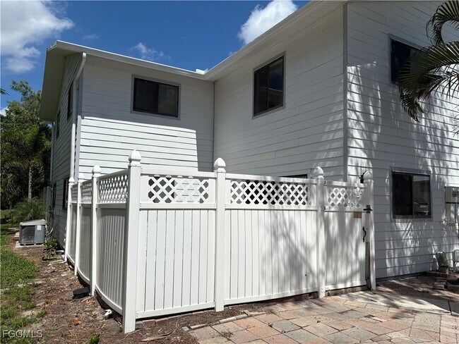 Building Photo - 7737 Tamara Lee Ct