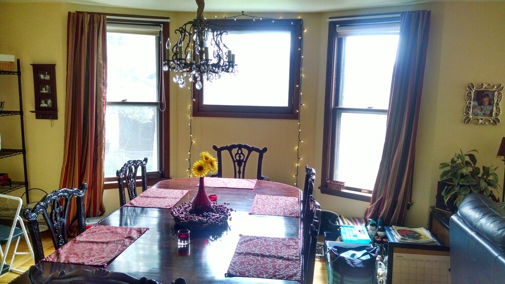 Building Photo - 849 Prospect Pl