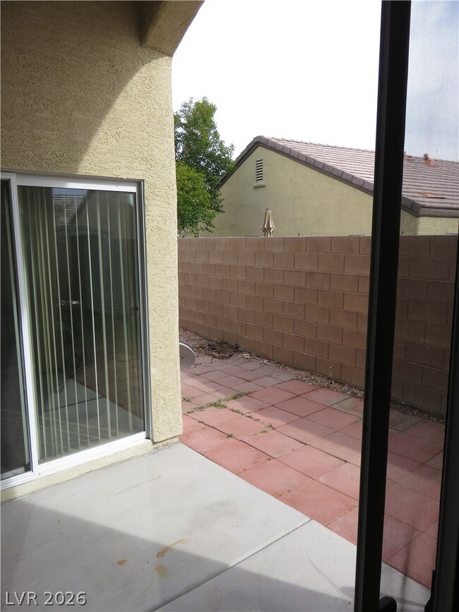 Building Photo - 3358 Glacial Lake St