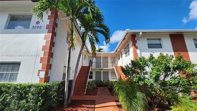 Building Photo - 3090 Coral Springs Dr