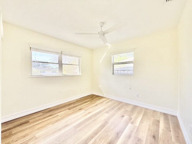 Building Photo - 2701 56th Ln N