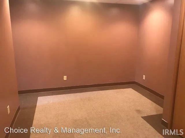 Building Photo - 1615 S Buffstone Ct