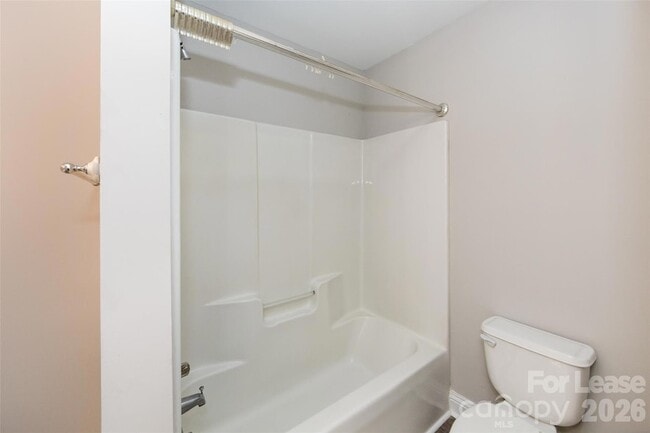 Building Photo - 814 King Arthur Dr